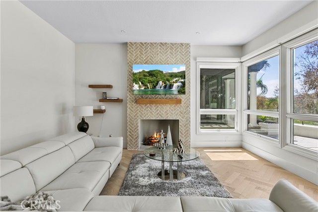 55 S Peak, Laguna Niguel CA: https://media.crmls.org/medias/50319f67-9d44-460d-83a2-1a194960560e.jpg