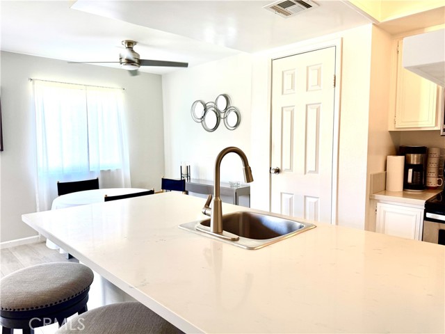 Image 3 of 19 For 72711 Eagle Road 2