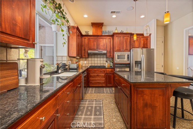 Detail Gallery Image 19 of 59 For 36919 Deer Path Cir, Coarsegold,  CA 93614 - 3 Beds | 2 Baths