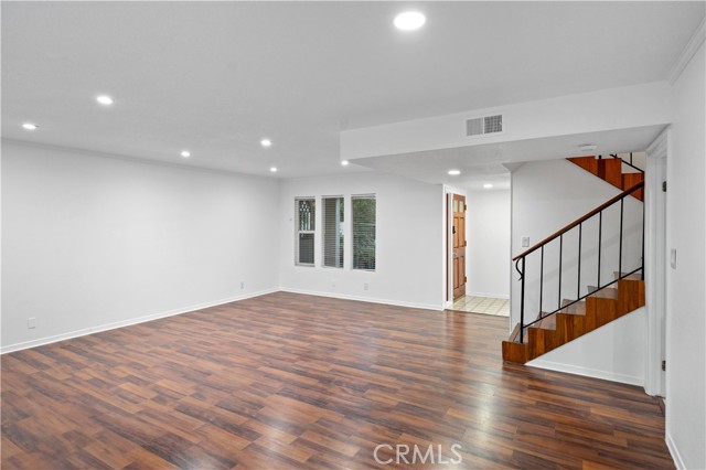 Detail Gallery Image 4 of 18 For 24 Lancewood Way, Irvine,  CA 92612 - 3 Beds | 3 Baths