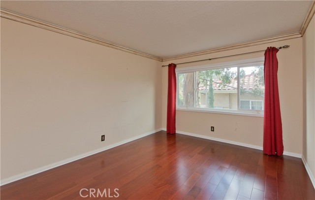 Detail Gallery Image 33 of 41 For 4389 San Blas Ave, Woodland Hills,  CA 91364 - 4 Beds | 2/1 Baths