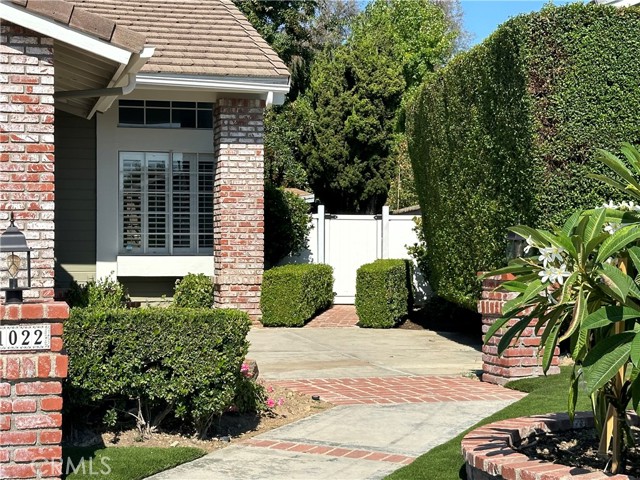 Detail Gallery Image 2 of 26 For 21022 Horsetree Cir, Trabuco Canyon,  CA 92679 - 4 Beds | 2/1 Baths