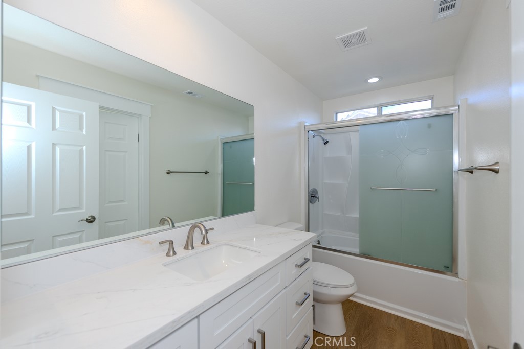 MLS #OC25164195 image #41