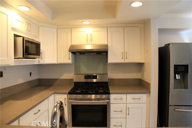 Detail Gallery Image 7 of 25 For 322 S Mentor Ave #6,  Pasadena,  CA 91106 - 2 Beds | 2/1 Baths
