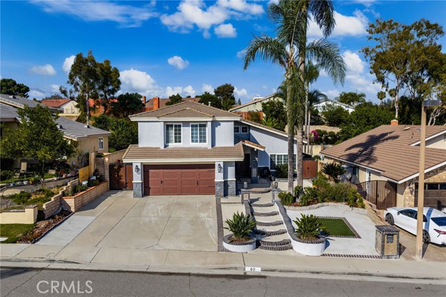 40 Country Wood Drive, Phillips Ranch CA: https://media.crmls.org/medias/5037ead5-4cf6-4cb8-a1d2-e944e7587498.jpg