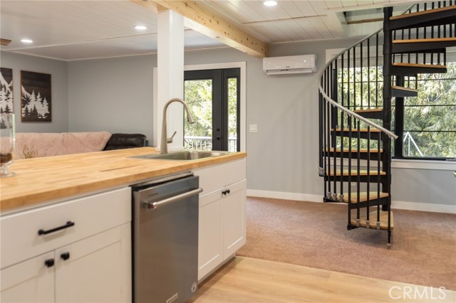 Detail Gallery Image 24 of 43 For 25150 Fern Valley Rd, Idyllwild,  CA 92549 - 3 Beds | 2 Baths