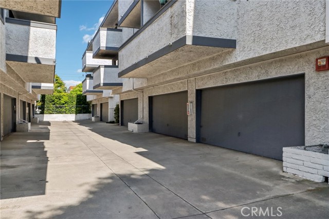 Detail Gallery Image 21 of 36 For 33 Eastern Ave #5,  Pasadena,  CA 91107 - 2 Beds | 2/1 Baths