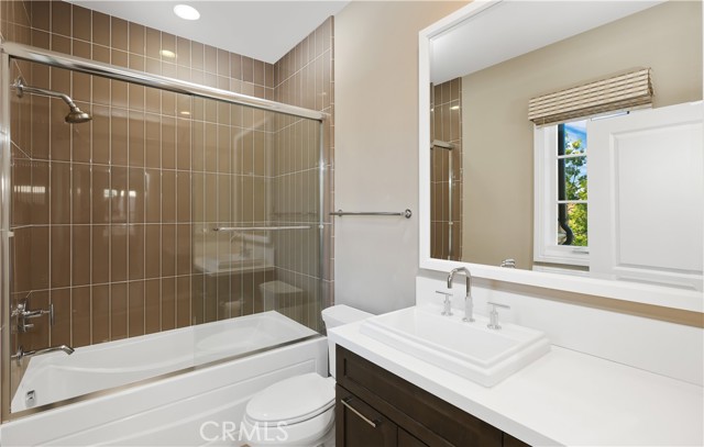 Detail Gallery Image 51 of 61 For 115 Candleglow, Irvine,  CA 92602 - 5 Beds | 5/1 Baths