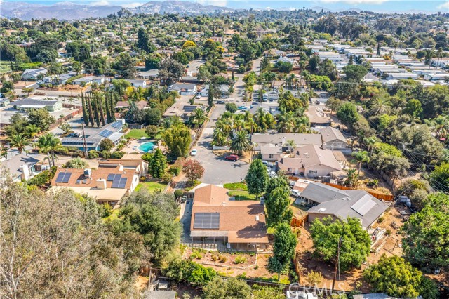 Detail Gallery Image 32 of 38 For 905 Dolstra Ln, Fallbrook,  CA 92028 - 3 Beds | 2 Baths