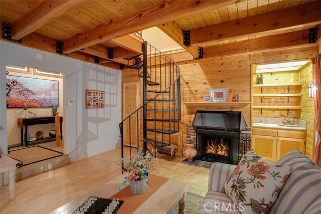 Detail Gallery Image 24 of 65 For 27720 St Bernard Ln, Lake Arrowhead,  CA 92352 - 4 Beds | 3 Baths