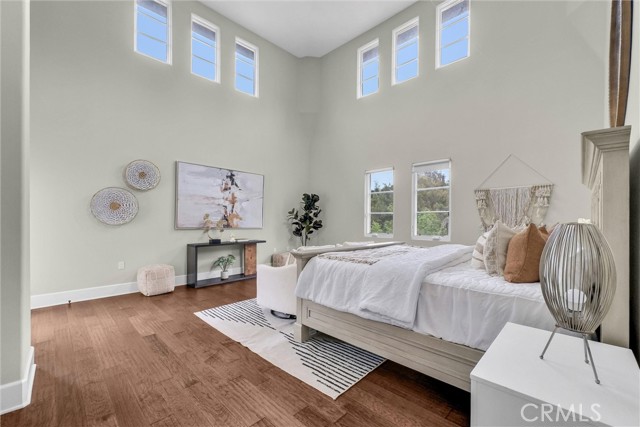 Front Image Thumbnail for CRWS25258599