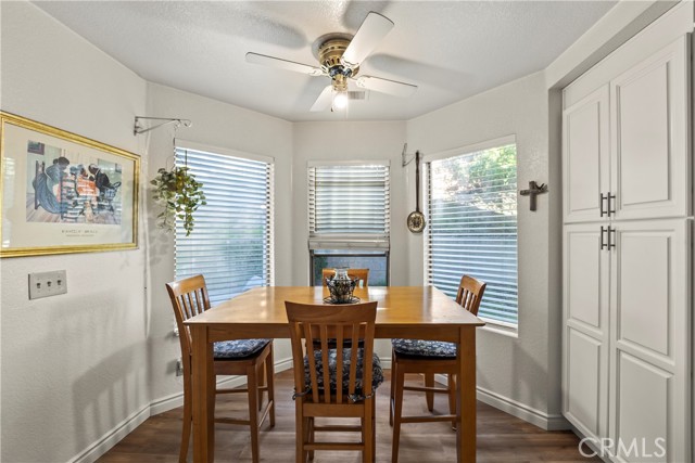 Detail Gallery Image 16 of 39 For 10742 Mendoza Rd, Moreno Valley,  CA 92557 - 5 Beds | 3 Baths