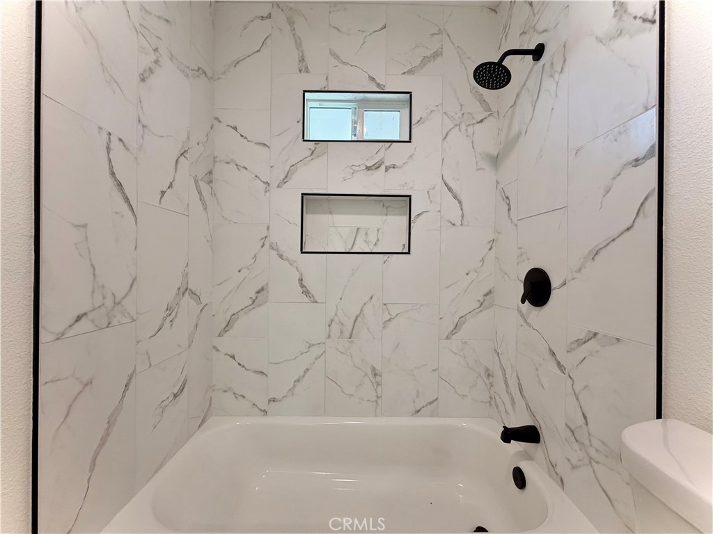 MLS #CV26034080 image #14