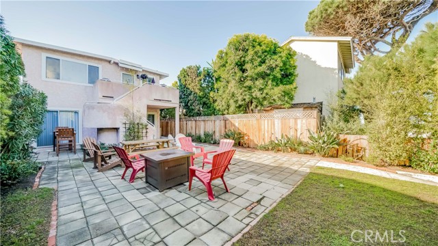 400 17th Street, Manhattan Beach, California 90266, 4 Bedrooms Bedrooms, ,2 BathroomsBathrooms,Residential,Sold,17th,SB21119391