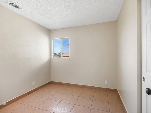 Detail Gallery Image 18 of 35 For 16615 Batson Pl, Victorville,  CA 92395 - 4 Beds | 2 Baths
