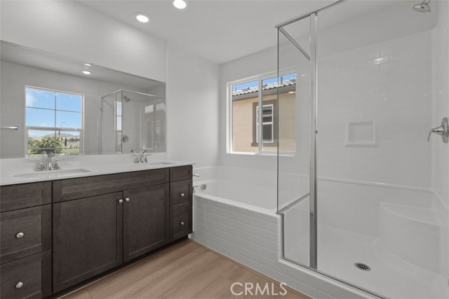 27071 Kodiak Court, Menifee CA: https://media.crmls.org/medias/503bcab3-b4e8-46f5-9f27-3ee2615da7da.jpg