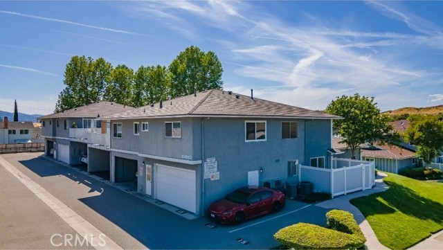 Front Image Thumbnail for CRSR26073366