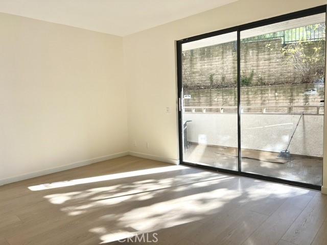 3480 Barham, 124 photo 4