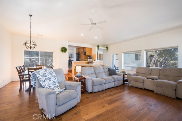 932 Margarita Avenue, Grover Beach CA: https://media.crmls.org/medias/503ce155-70ca-4f64-9f84-c7693f50877f.jpg