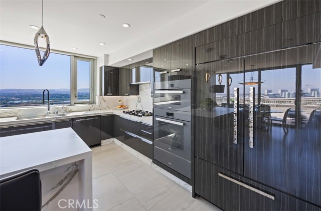 Detail Gallery Image 19 of 64 For 8155 Scholarship, Irvine,  CA 92612 - 3 Beds | 3/1 Baths