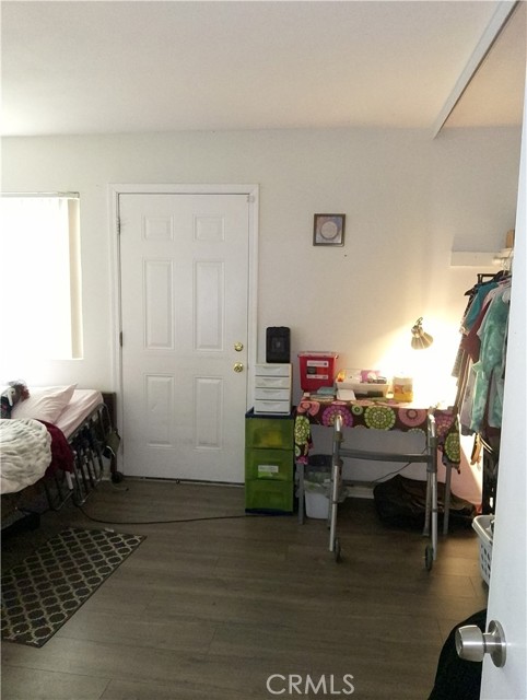 1111 Devonshire Drive photo 8