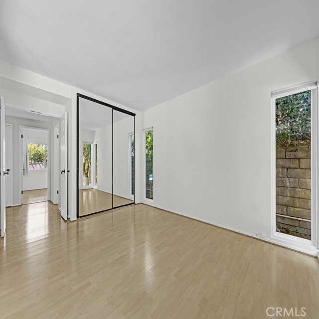 23020 Wrencrest Drive, Calabasas CA: https://media.crmls.org/medias/503dfa30-6446-4aa5-b842-006515636e19.jpg
