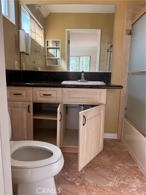 Detail Gallery Image 25 of 25 For 345 W Acacia, Glendale,  CA 91204 - 2 Beds | 2/1 Baths