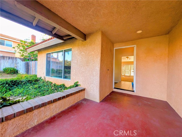 128 Channing Street, Redlands CA: https://media.crmls.org/medias/503e70e8-3040-40a5-9171-ad11d08a58d4.jpg