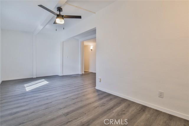 9621 Laurel, Los Angeles CA: https://media.crmls.org/medias/503ebfb8-a66c-4da1-8933-9c0775153310.jpg