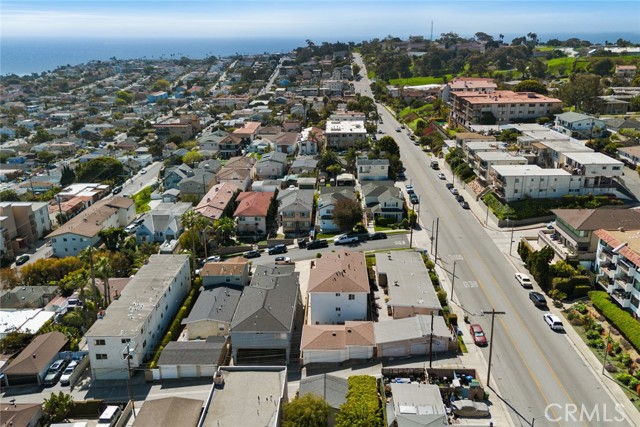 740 W 27th Street, San Pedro CA: https://media.crmls.org/medias/503ec6f4-bec1-4207-a456-74800533313e.jpg