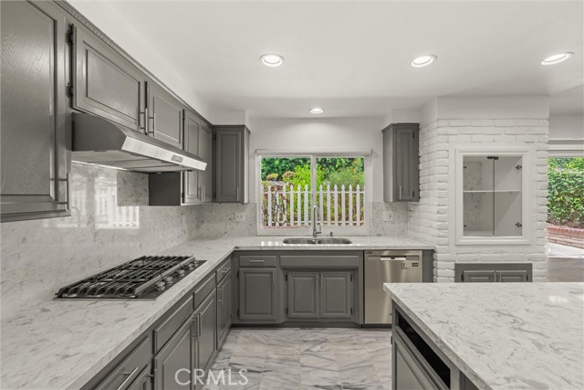 24101 Cindy Lane, Lake Forest CA: https://media.crmls.org/medias/503f9f8b-27fe-4086-86c9-8f20e3d8256e.jpg