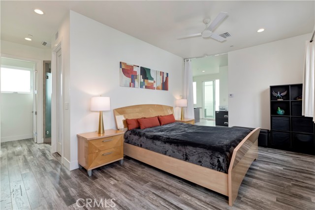 Detail Gallery Image 29 of 47 For 48 57th Pl, Long Beach,  CA 90803 - 5 Beds | 3/1 Baths