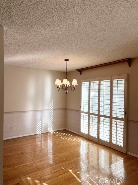 Detail Gallery Image 4 of 13 For 380 S. Euclid Ave #108, Pasadena,  CA 91101 - 2 Beds | 2 Baths