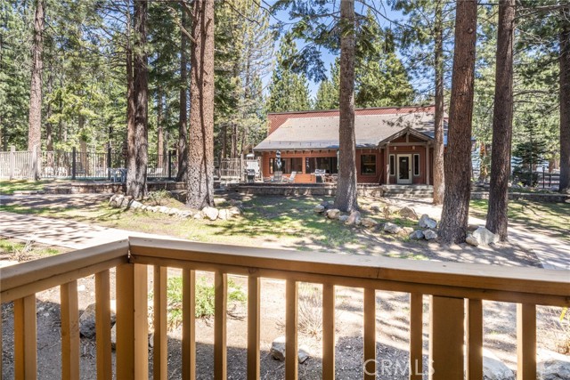 152 Viewpoint Road, Mammoth Lakes CA: https://media.crmls.org/medias/50402f65-43c9-4dd0-9740-0ebb77381515.jpg