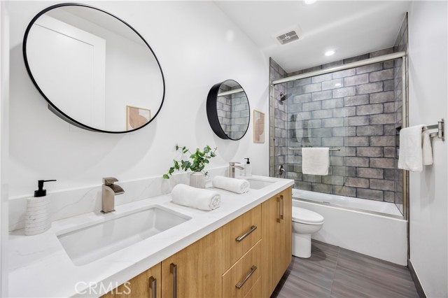2420 Ives Lane, Redondo Beach, California 90278, 4 Bedrooms Bedrooms, ,3 BathroomsBathrooms,Residential,For Sale,Ives,SB25133825