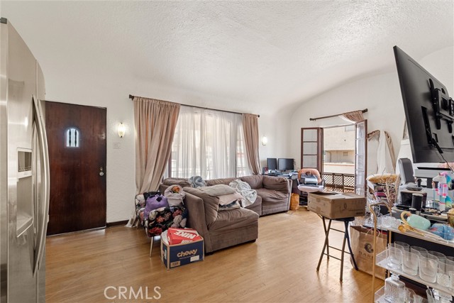 Detail Gallery Image 17 of 23 For 623 W 18th St, San Pedro,  CA 90731 - 5 Beds | 4 Baths