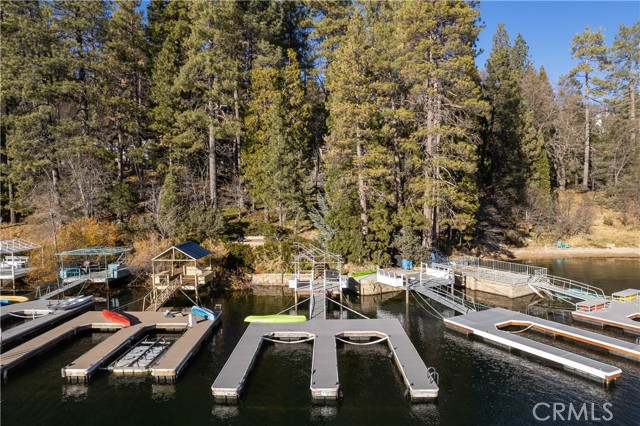 Detail Gallery Image 33 of 35 For 27937 West Shore Rd, Lake Arrowhead,  CA 92352 - 4 Beds | 4 Baths