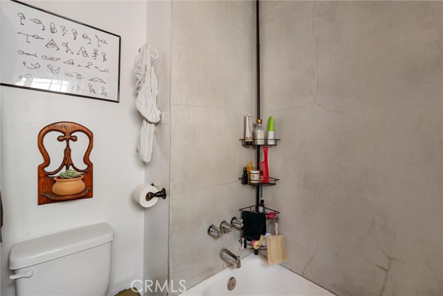 Detail Gallery Image 10 of 19 For 1423 N Hollywood Way, Burbank,  CA 91505 - – Beds | – Baths