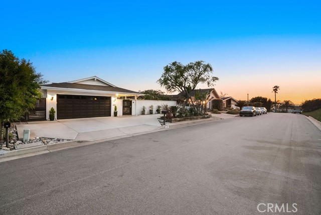 4203 Calle Mayo, San Clemente CA: https://media.crmls.org/medias/50421f87-a78c-46ae-a6ac-13bac9900edf.jpg