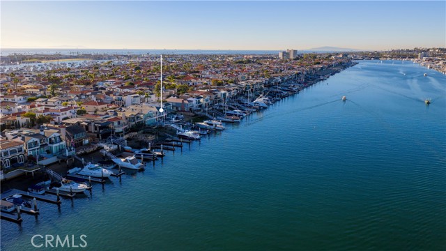 Detail Gallery Image 33 of 63 For 704 via Lido Nord, Newport Beach,  CA 92663 - 4 Beds | 4/1 Baths