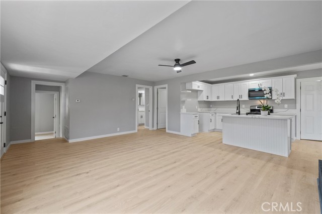 Detail Gallery Image 5 of 27 For 629 Ford St, Corona,  CA 92879 - 4 Beds | 2 Baths