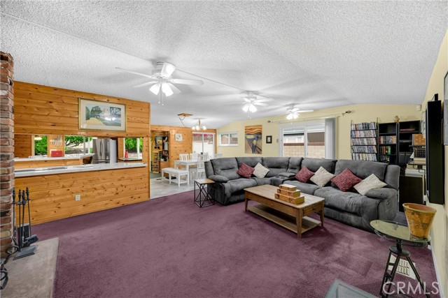 Detail Gallery Image 38 of 65 For 1005 E Woodland Ln, Glendora,  CA 91741 - 4 Beds | 3 Baths