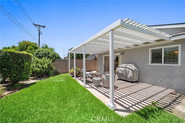 16660 Spruce Circle, Fountain Valley CA: https://media.crmls.org/medias/5044a25a-0fc7-44d0-af43-87587a04ead9.jpg