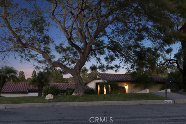 2043 Via Visalia, Palos Verdes Estates, California 90274, 4 Bedrooms Bedrooms, ,2 BathroomsBathrooms,Residential,Sold,Via Visalia,SB23007583