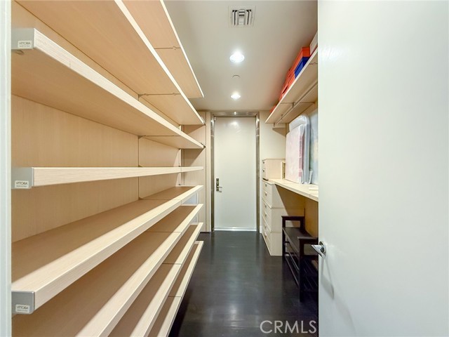 443 N Palm Drive, Beverly Hills CA: https://media.crmls.org/medias/50456ba2-0d2b-4ac4-ab2b-2953321baf0f.jpg