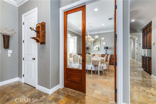98 Nutwood Circle, Paso Robles CA: https://media.crmls.org/medias/50456f6c-526c-43f8-a535-a9a9c8d15866.jpg