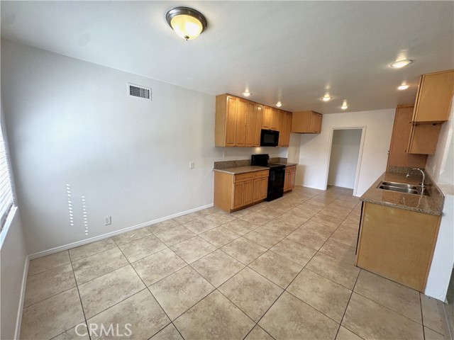 Detail Gallery Image 4 of 13 For 1515 Mural Dr, Claremont,  CA 91711 - 3 Beds | 2 Baths