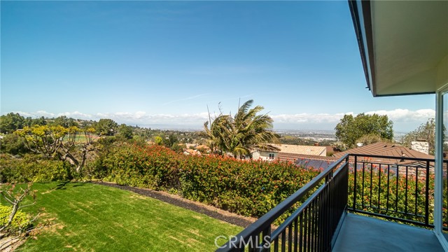 27333 Rainbow Ridge Road, Palos Verdes Peninsula, California 90274, 4 Bedrooms Bedrooms, ,3 BathroomsBathrooms,Residential,Sold,Rainbow Ridge,SB22081661
