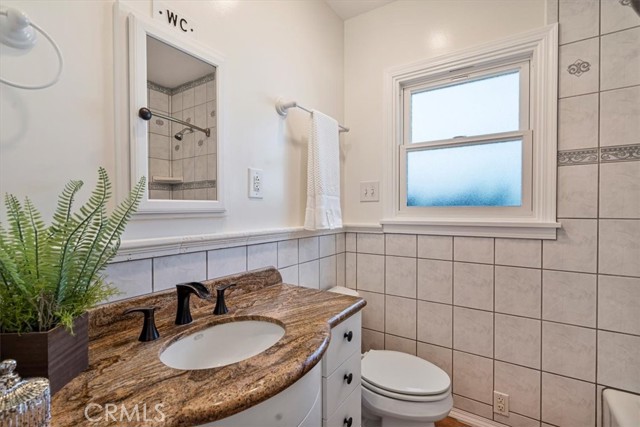 Detail Gallery Image 12 of 19 For 910 N Frederic St, Burbank,  CA 91505 - 3 Beds | 1 Baths