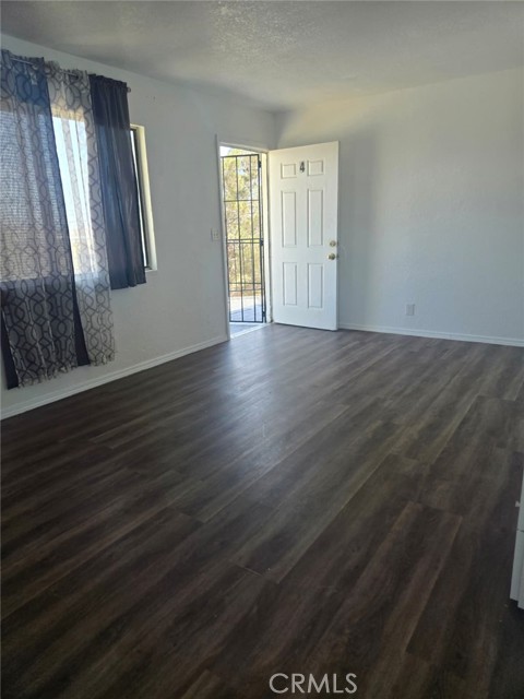 Detail Gallery Image 3 of 12 For 15879 Edwin St, Mojave,  CA 93501 - – Beds | – Baths